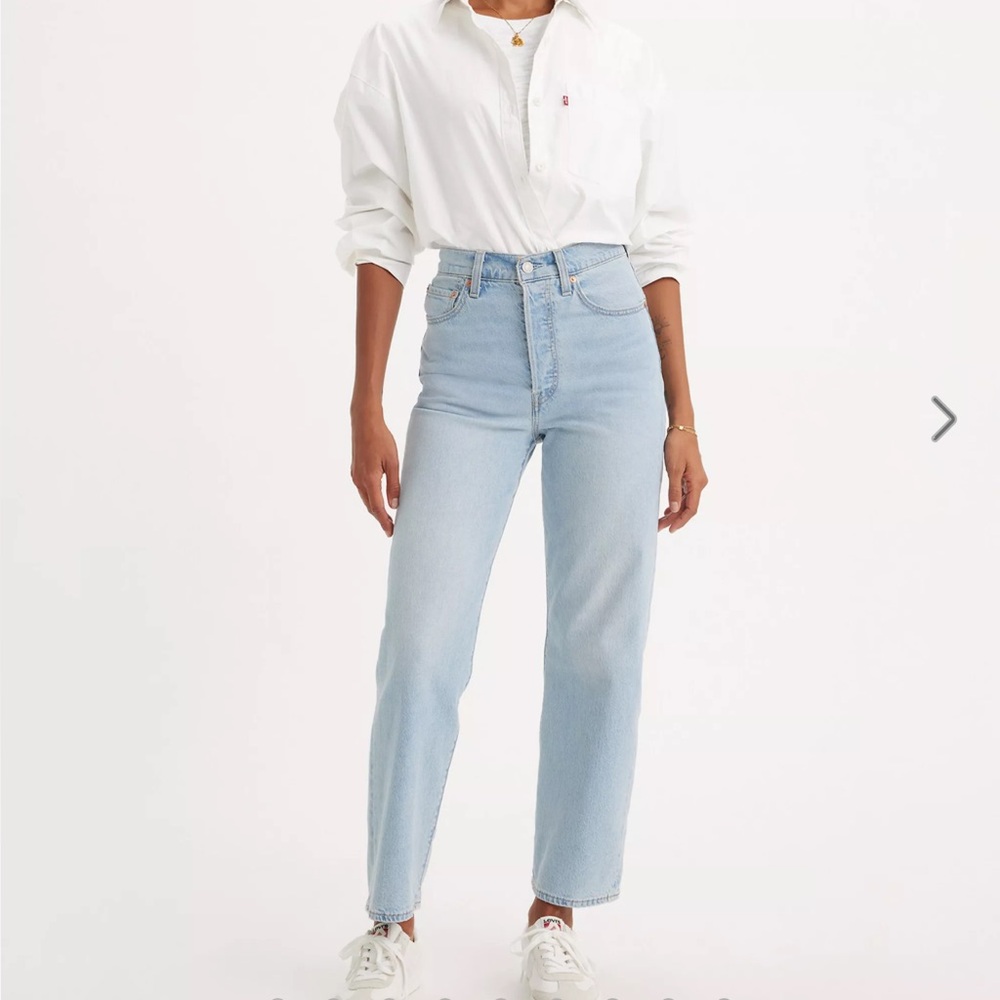 Levi's Ribcage Straight Ankle Light Blue Jeans